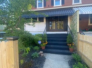 111 W County Line Rd, Ardmore, PA 19003