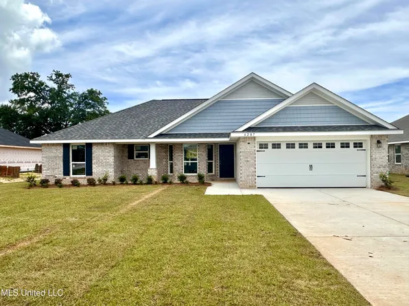 6207 Diamond Ln, Biloxi, MS 39532