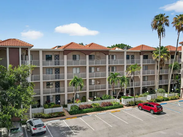 6193 Pointe Regal Circle #402, Delray Beach, FL 33484