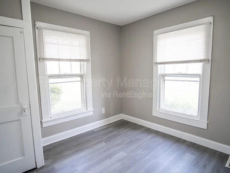 5804 Old Rutledge Pike — Photo 6