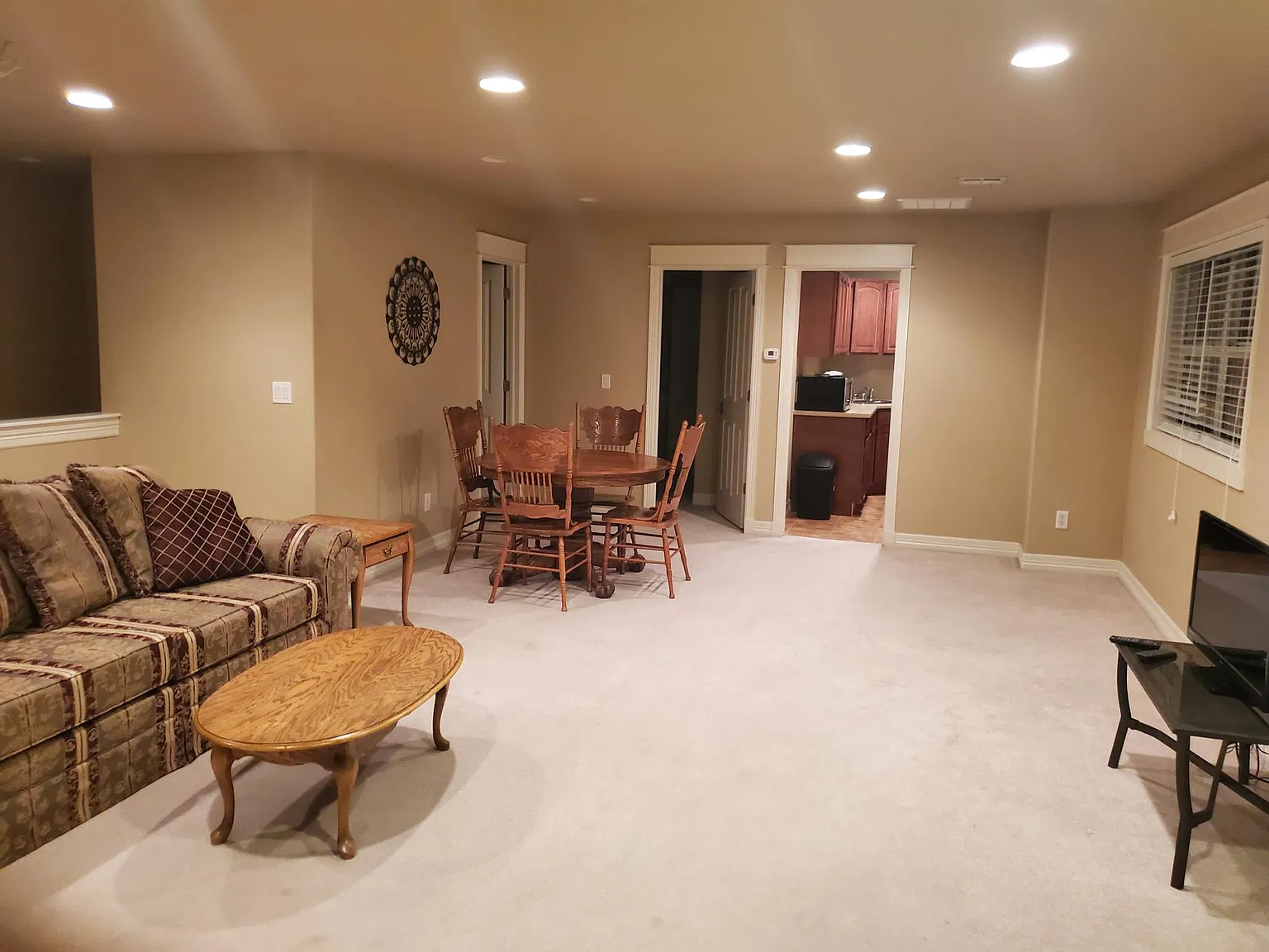 1 bed, 800 sqft, $1,500 — Photo 3