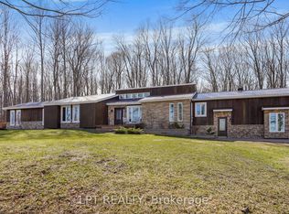 8180 Gibbs Rd, East Hawkesbury, ON K0B 1M0