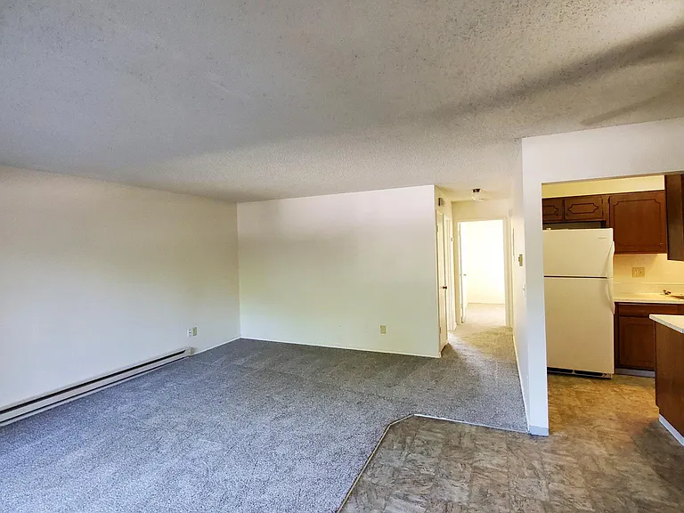 527 Washington St #7 — Photo 5