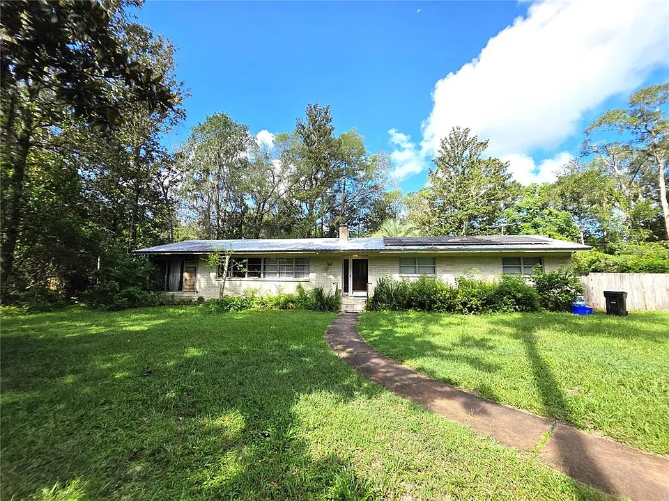 1506 NW 36th Way