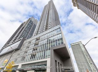 395 Square One Dr #4307, Mississauga, ON L5B 0E2