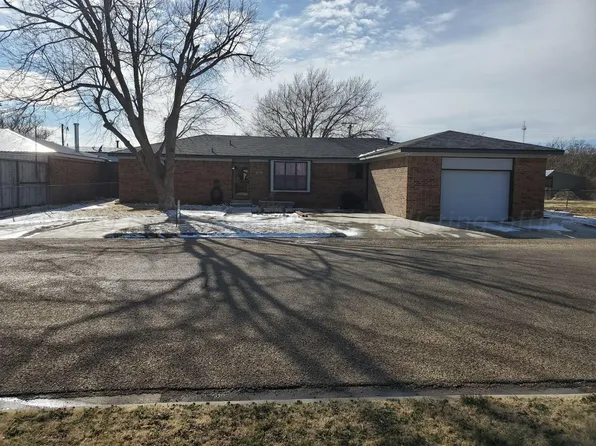 512 S Horn St, White Deer, TX 79097