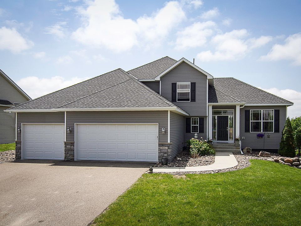 1st image of 3012 Aaron Dr