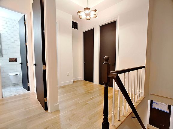 4th image of 26 Union St