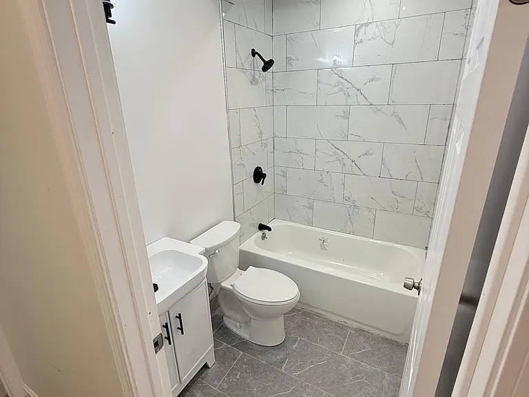 78 Lowell St #2 — Photo 6