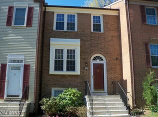 8643 Dellway Ln, Vienna, VA 22180