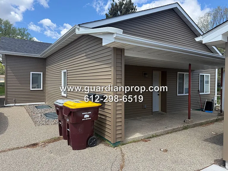 7535 Cloman Way — Photo 14