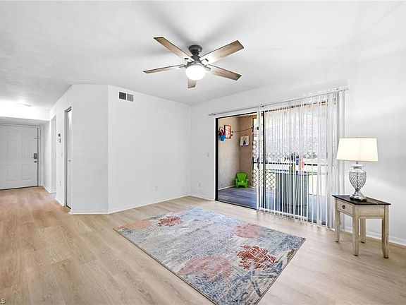 3rd image of 2106 Arbour Walk CIR #2911