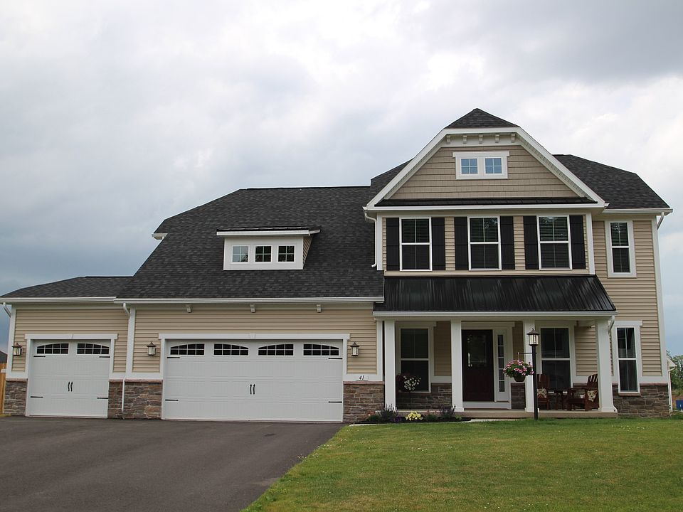 1st image of 41 Willow Bridge Trl