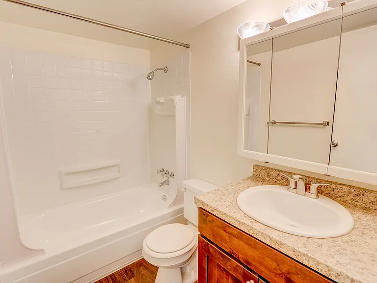 Ralston Park Apartments — Photo 31