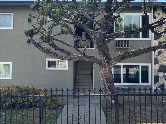 2nd image of 5089 Highland View Ave #1