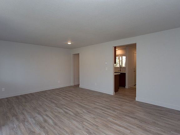 4th image of 5900 Soundview Dr APT 101