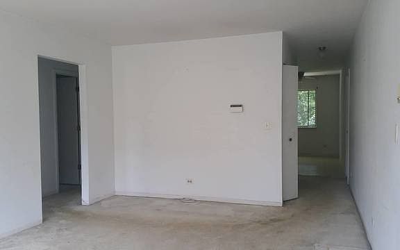 3rd image of 6886 W Touhy Ave APT C