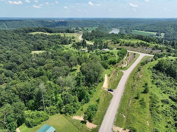 4th image of 0-13 Point Lookout Rd