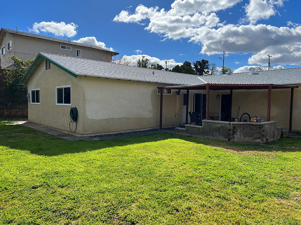 2nd image of 876 Wishard Ave