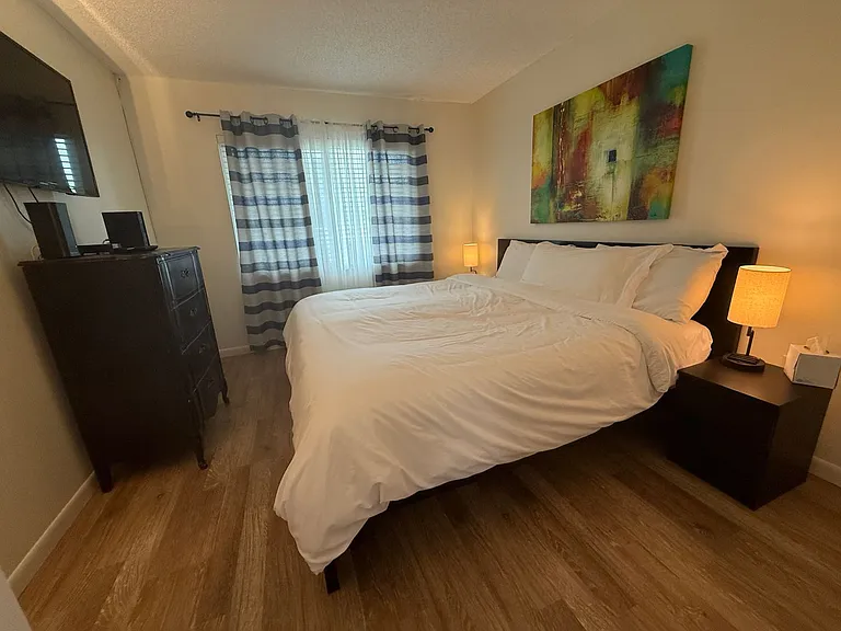 1005 Gulf Blvd #8 — Photo 34