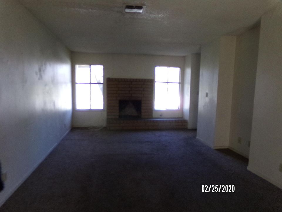 2nd image of 1720 Conestoga Dr APT B
