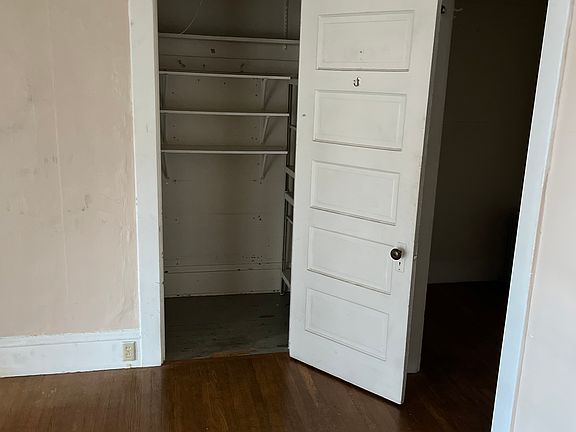 2nd image of 1716 Boylston Ave APT 106