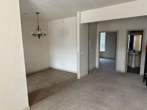 4th image of 1812 Alameda St Unit 325