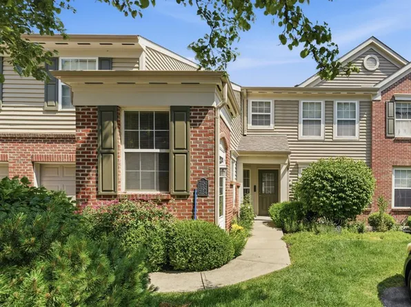 7154 English Dr, Cincinnati, OH 45244