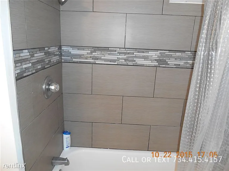 707 S Division St #1-A — Photo 22