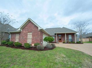 103 Rockbridge Cir, Clinton, MS 39056