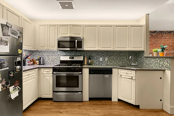 Rented by Corcoran | media 16