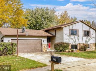 973 Chalet Dr NW, Rochester, MN 55901
