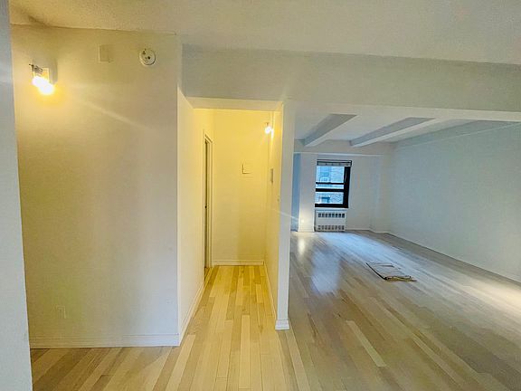 3rd image of 232 E 12th St APT 5A