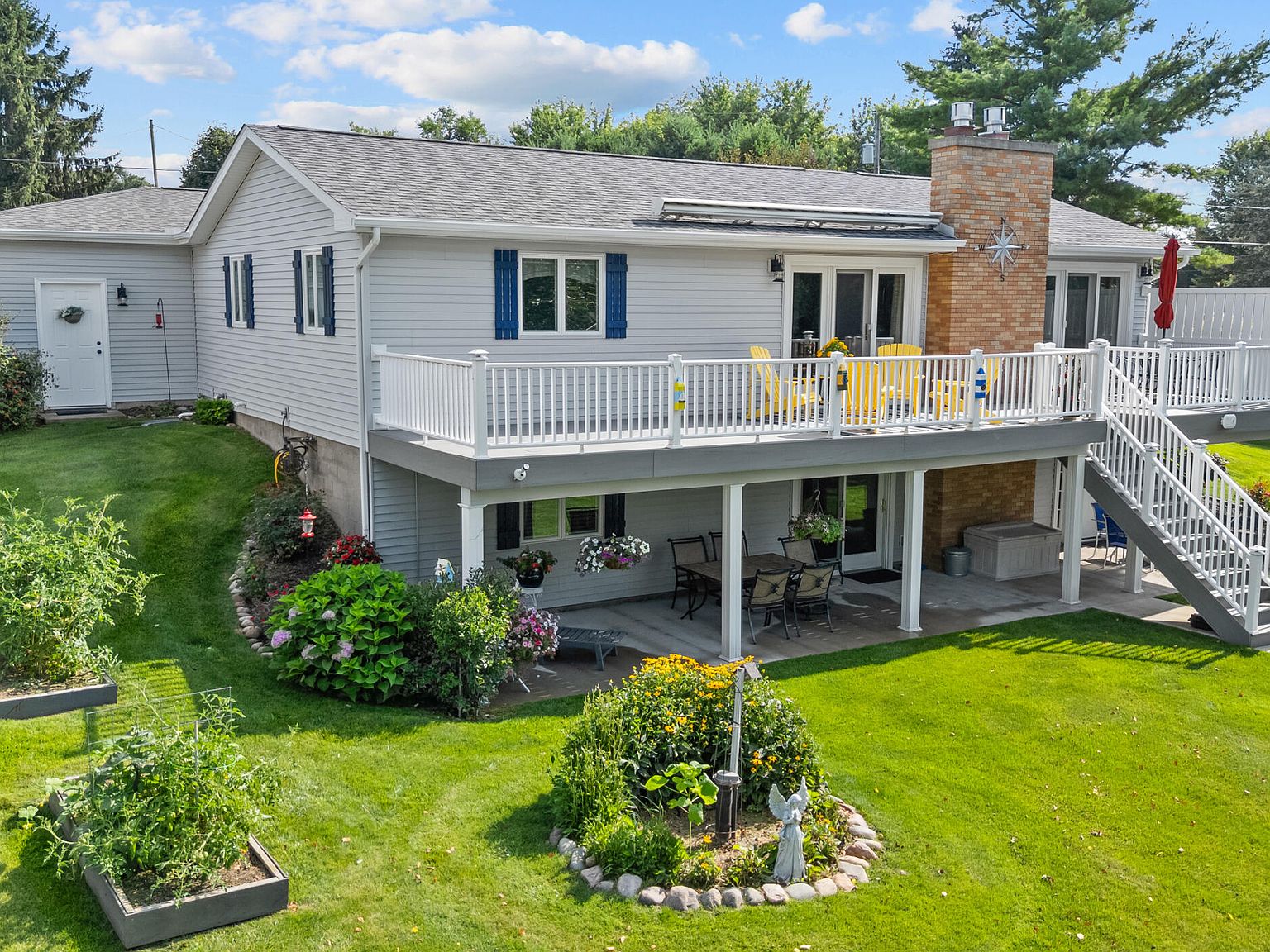 4229 Kim Dr, Hillsdale, MI 49242 | Zillow