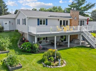 4229 Kim Dr, Hillsdale, MI 49242