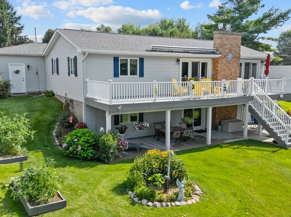 4229 Kim Dr, Hillsdale, MI 49242