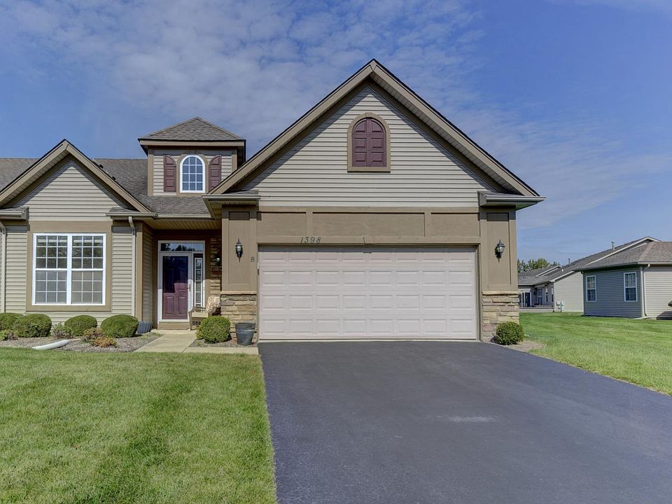 1st image of 1398 Charlevoix Way