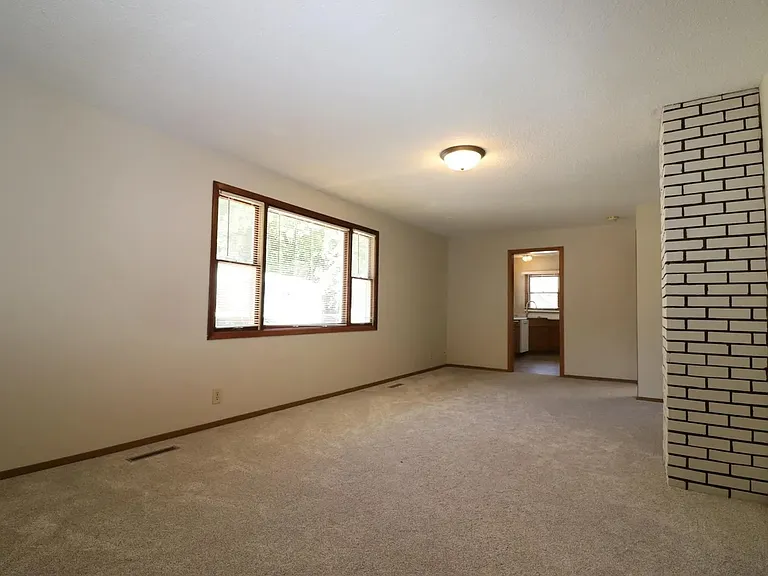 1826 S Grange Ave #A — Photo 11