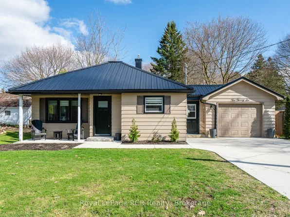 226 Birmingham St W, Wellington North, ON N0G 2L1