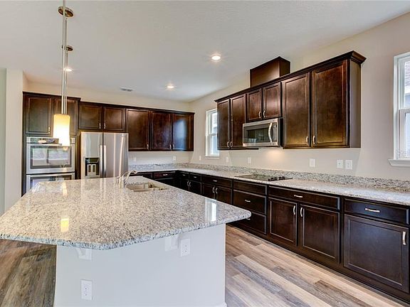 5th image of 11466 Wakeworth St