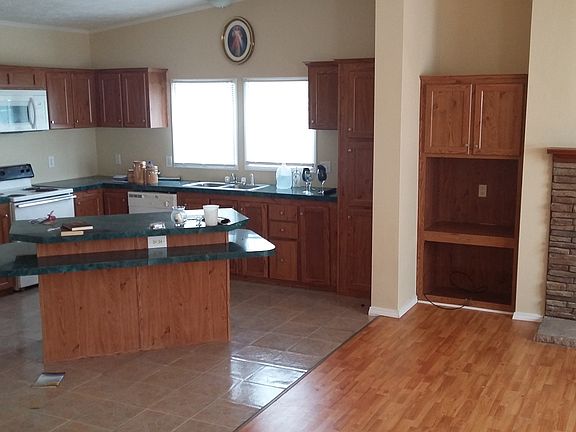 2nd image of 107 Buck Haven Ct