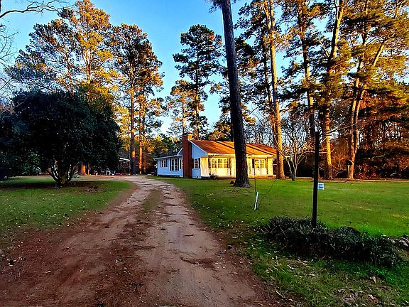 2nd image of 3940 County Road 789