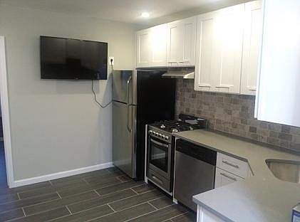 1st image of 2166 8th Ave APT 5J