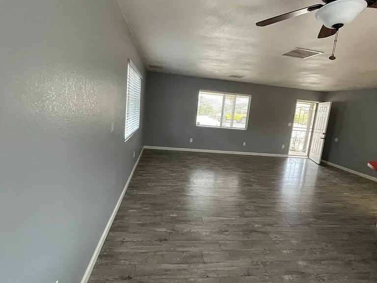 5967 Alpine Ave — Photo 16