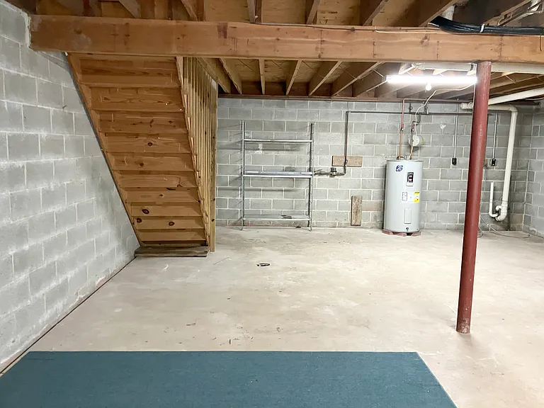 21 Evelyn Ln — Photo 25