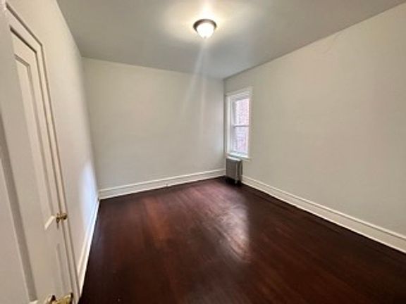 2nd image of 4832-36 Walnut St Floor 4836-1