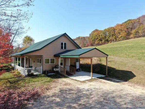 17352 Berry Hill Rd, Richland Center, WI 53581