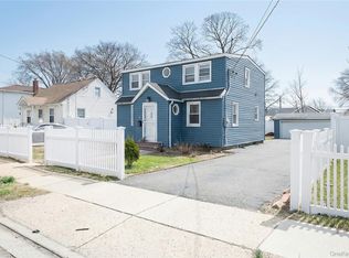 160 E Fulton Avenue, Roosevelt, NY