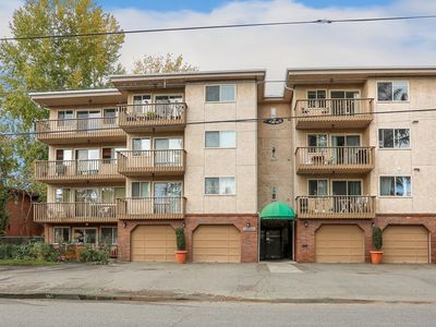 12035 32nd Avenue NE #101, Seattle, WA, 98125