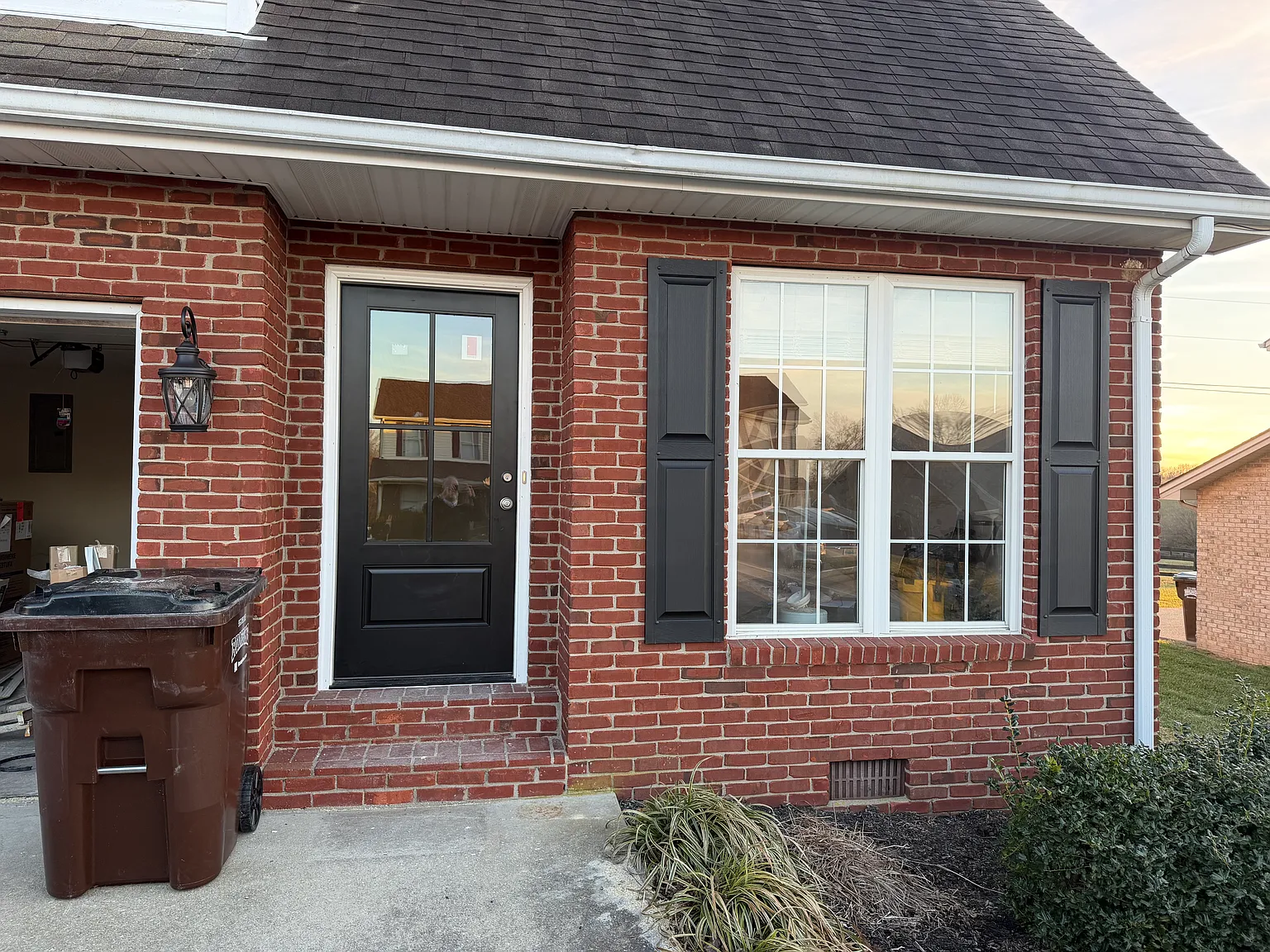 2 bed, 1.5 bath, 1200 sqft, $1,500 — Photo 1